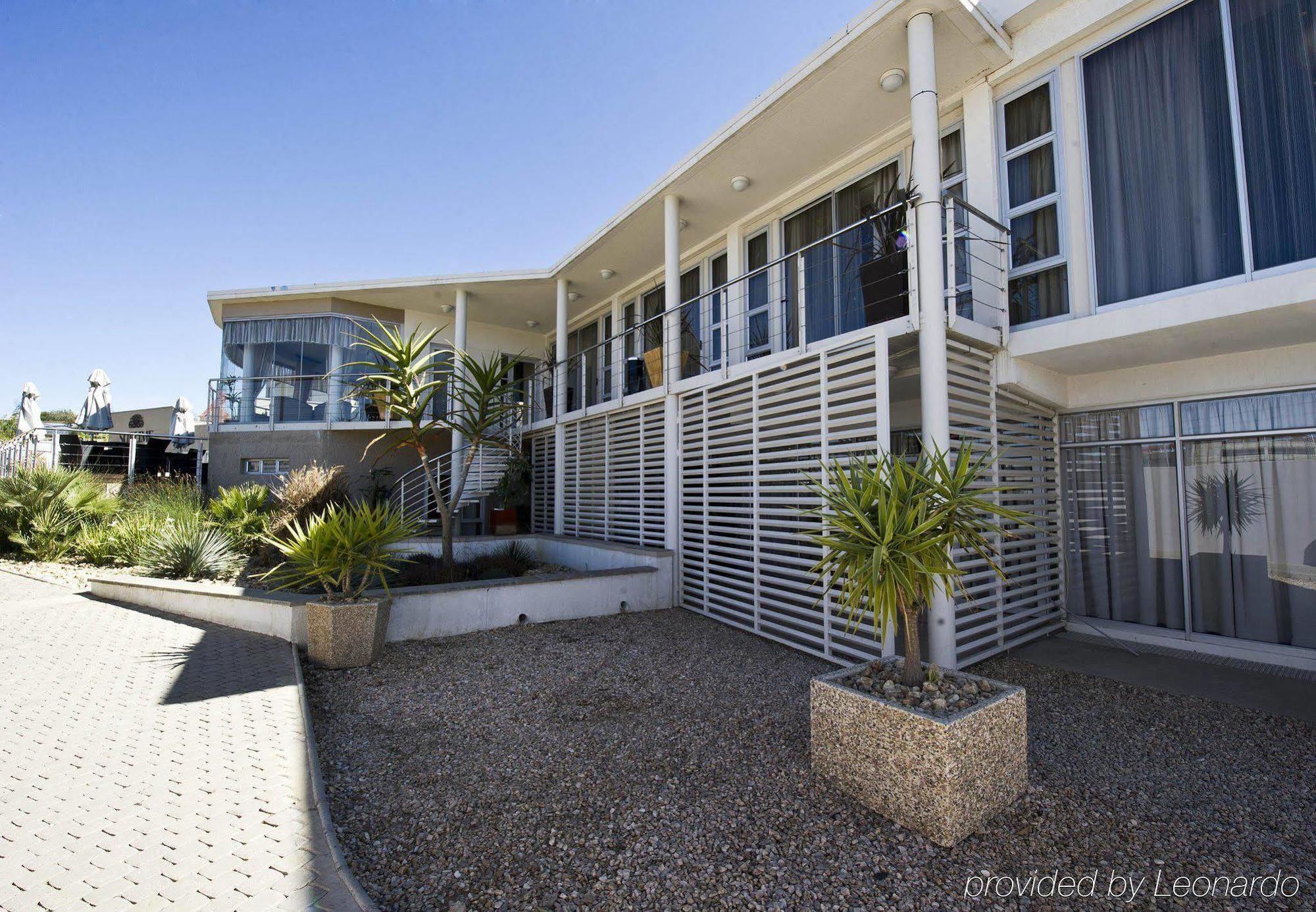 Protea Hotel By Marriott Windhoek Furstenhof Exterior foto