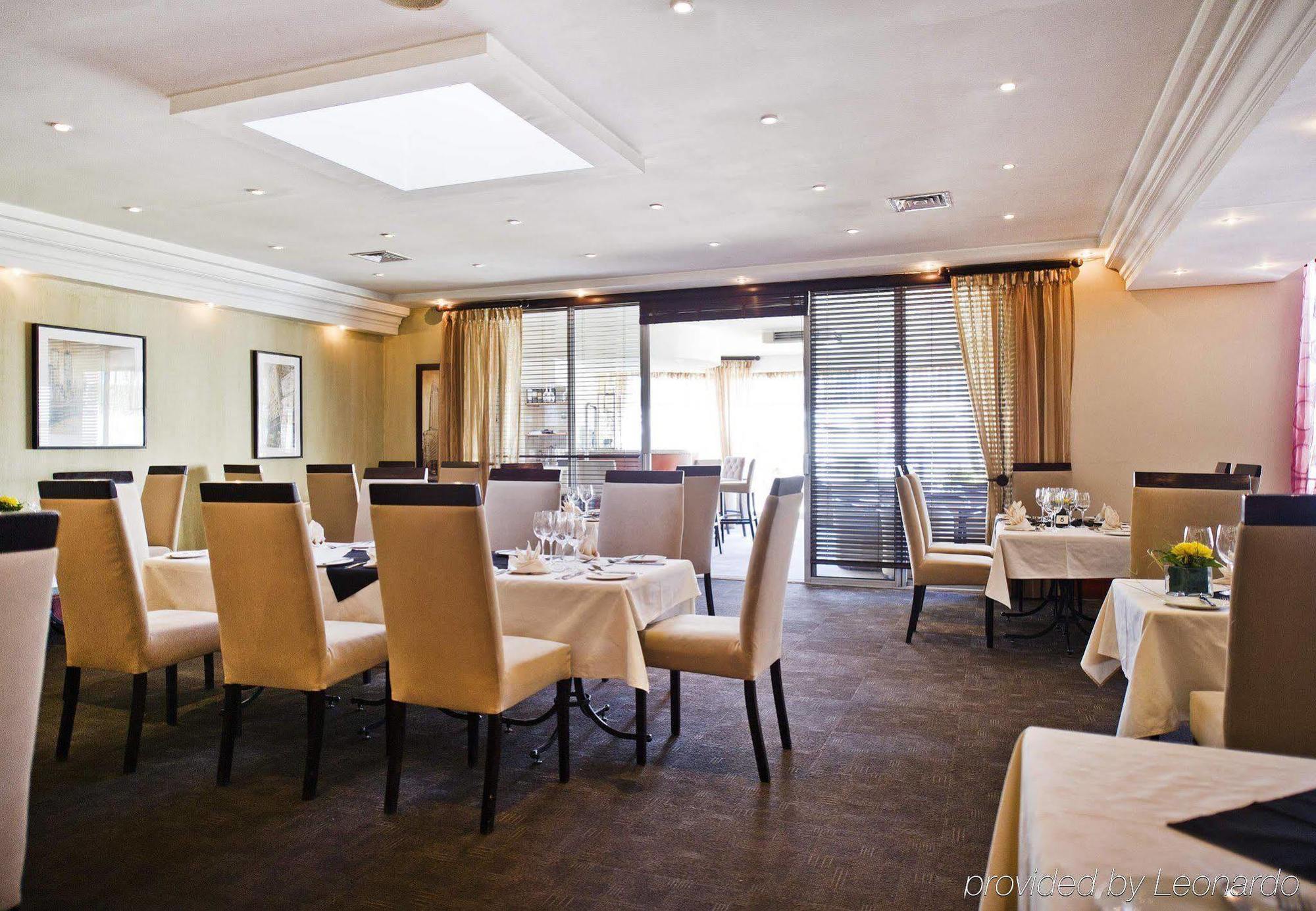 Protea Hotel By Marriott Windhoek Furstenhof Exterior foto